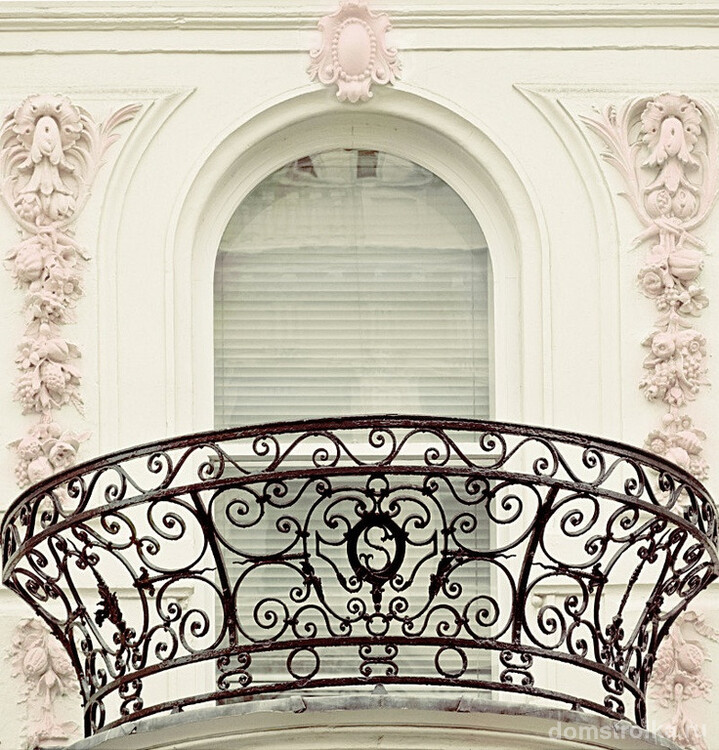 Стильный, красивый и ухоженный балкон, поможет вам выразить свою индивидуальность, создать свой собственный стиль, а также придать особый шарм вашему дому или квартире