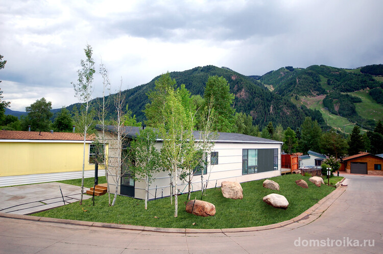 Компактный дом для постоянного проживания по одному из самых востребованных проектов Hive Modular (США) в горах Колорадо