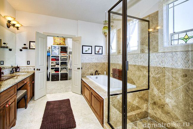 Ванная комната заметно преобразится, благодаря такому банному коврику, а ступни оценят его тепло и комфорт