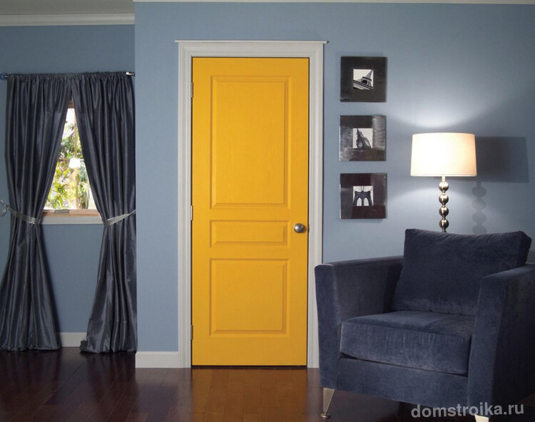 Филенчатые двери с большими вставками разных размеров