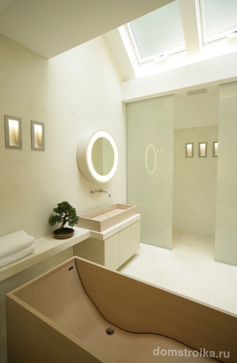 Карликовым деревом можно украсить даже ванную комнату