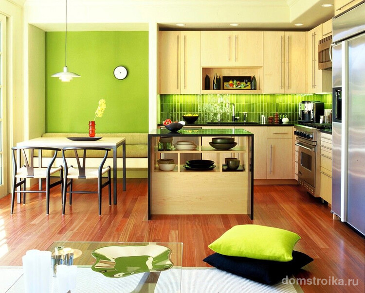 Встроенная кухня в зелёных тонах зарядит бодростью и жизнерадостностью на весь день