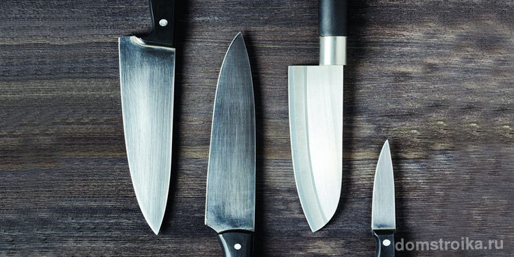 Заточить кухонный нож в домашних условиях можно легко и быстро, основная задача: не снять с лезвия слишком много стали, и сделать так, чтоб острота лезвия сохранилась надолго