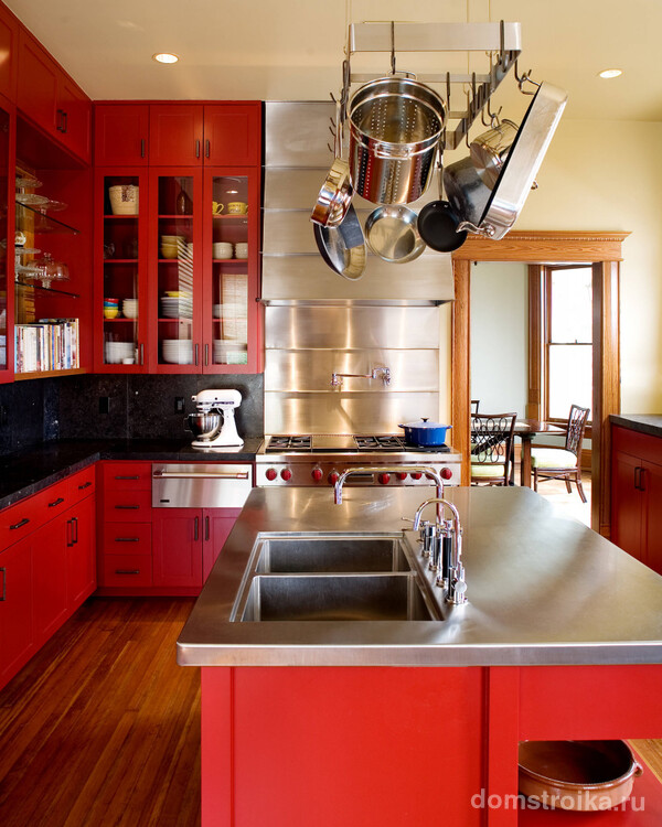 Кухни красного цвета: 70+ самых трендовых и сочных решений для тех, кто не боится экспериментировать