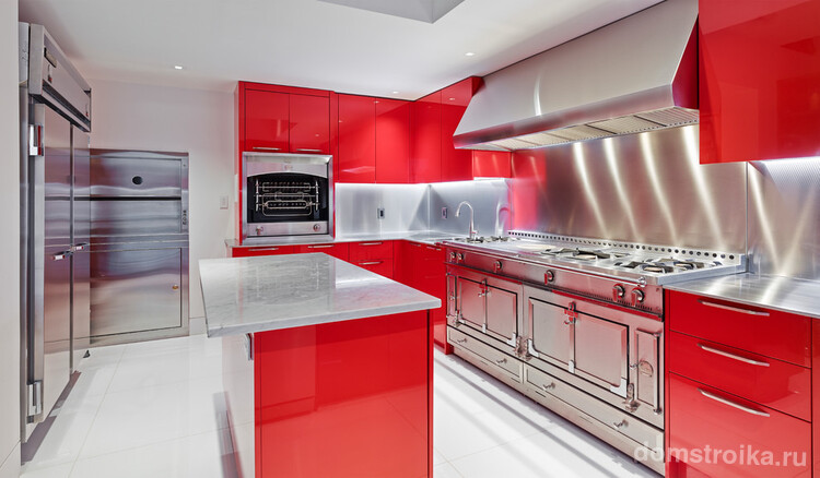 Кухни красного цвета: 70+ самых трендовых и сочных решений для тех, кто не боится экспериментировать