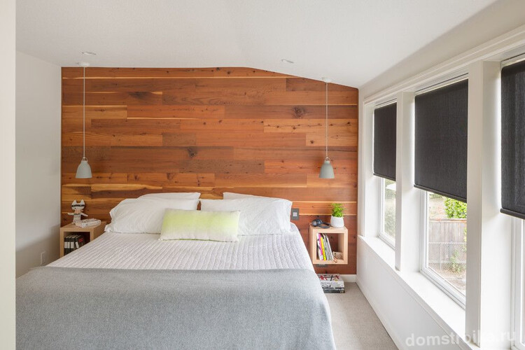 Занавески в спальню: фото - черные рулонные шторы в небольшой современной спальне