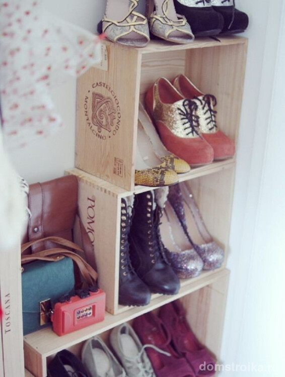 Обувница из деревянных коробок - просто и доступно
