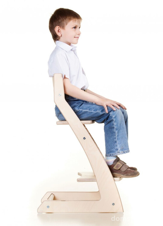 Модель предусматривает правильное расположение тела на стуле