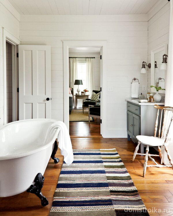Красивый и лаконичный интерьер ванной комнаты в стиле прованс