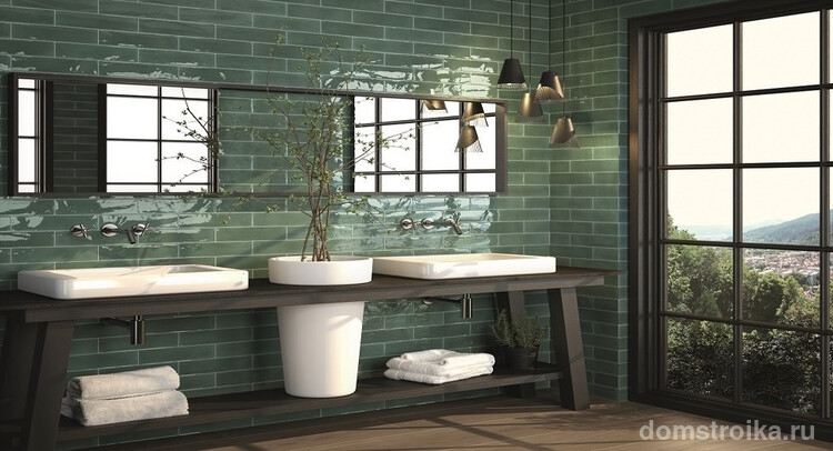 Японский стиль в просторной ванной комнате с большим окном