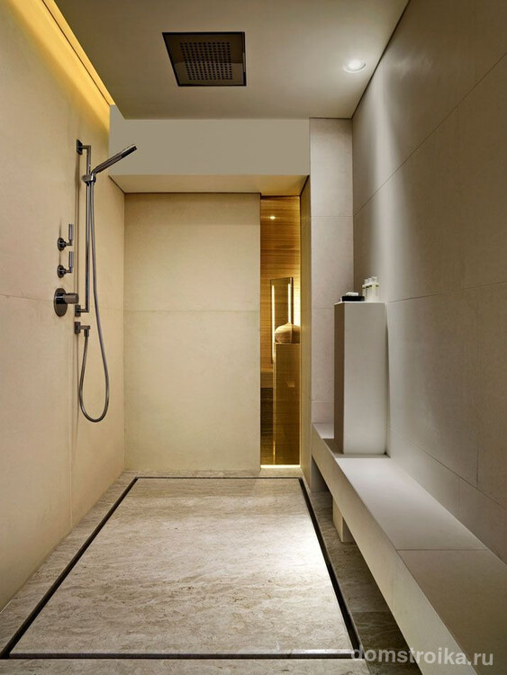 Ванная комната в современном стиле с открытой душевой кабиной