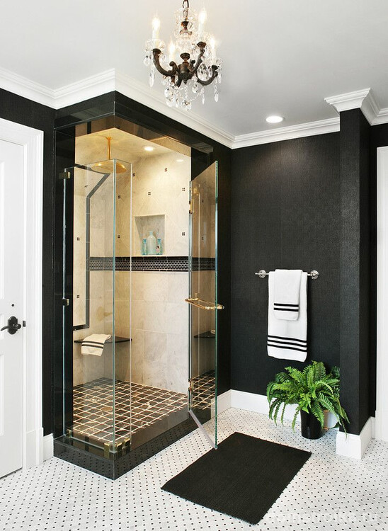 Ванная комната в классическом стиле с душевой кабиной