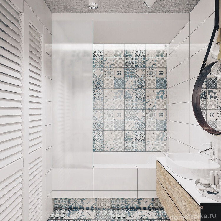 Визуализация современной ванной комнаты с акцентной стеной и полом из кафеля с геометрическим узором