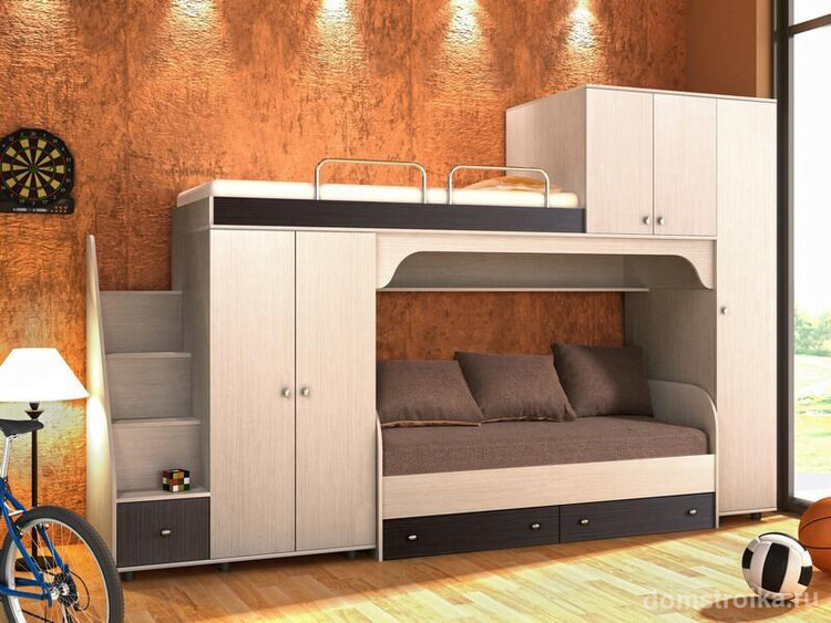 Деревянная стенка с двухспальной кроватью, шкафиком, тумбами, шухлядами и диваном внизу