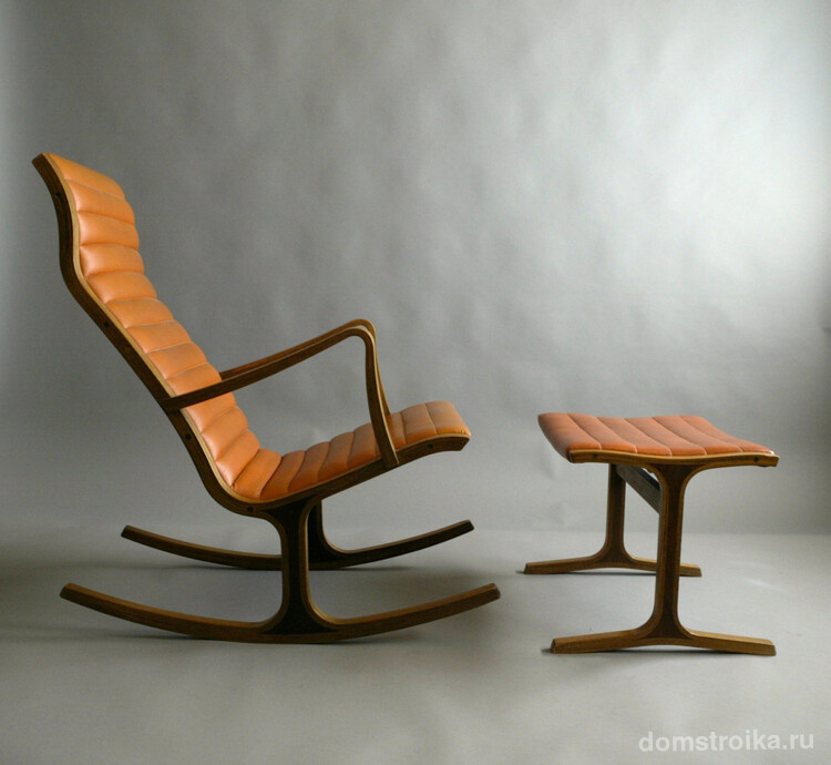 Кресло-качалка с подставкой для ног в современном дизайне