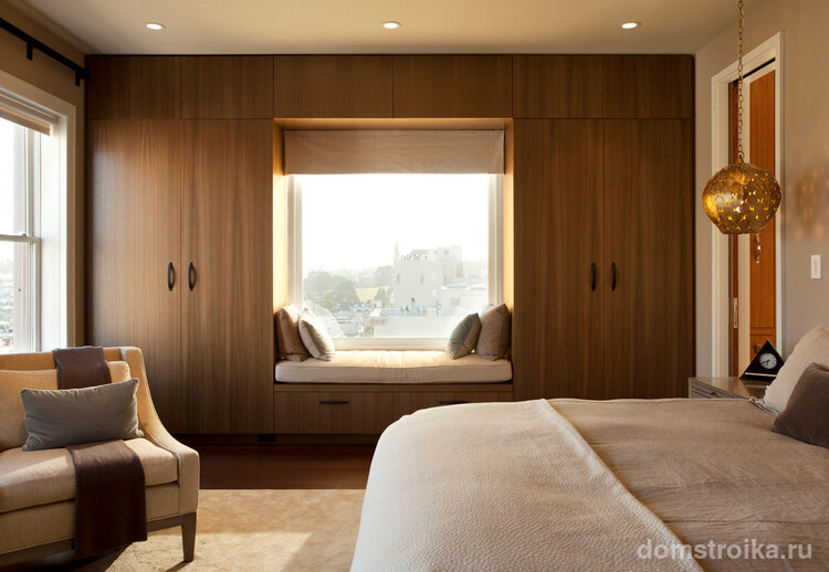 Красивая спальная комната в стиле модерн