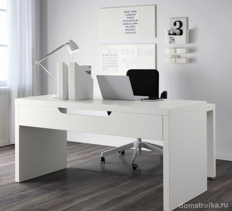 Письменный стол IKEA, модель Мальм