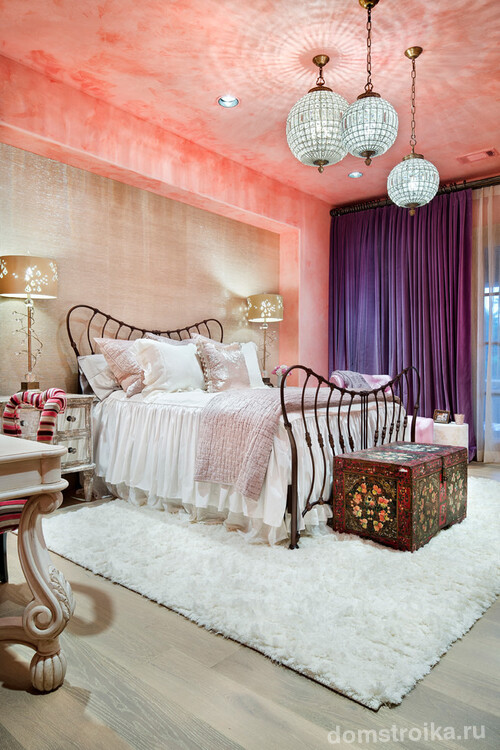 Стильная спальная комната в стиле фьюжн