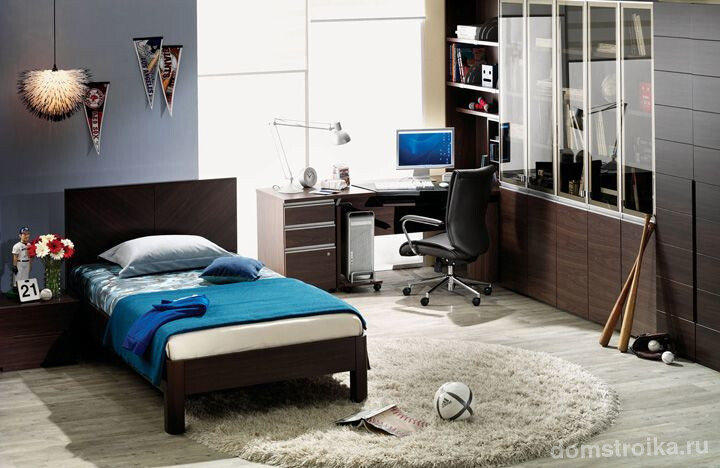Кровать выполняет одну из главных ролей в интерьере комнаты