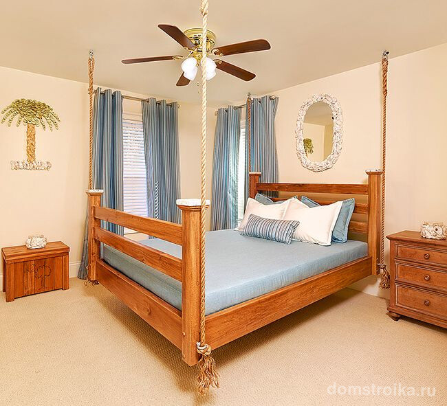 Подвесная кровать в тропическом стиле - ощущение постоянного курортного отдыха