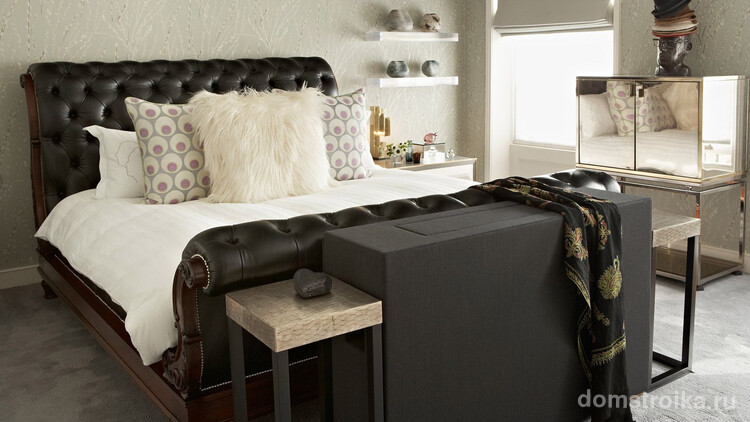 Кожаная кровать в нарядном дизайне украсит вашу спальню