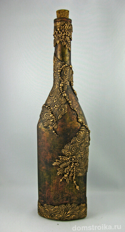 Декор бутылок своими руками: оформление бутылки лепниной ручной работы с последующим окрашиванием с эффектом старины