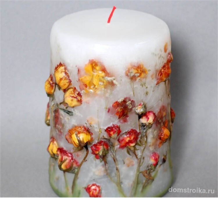 Классическая широкая свеча с сухоцветами