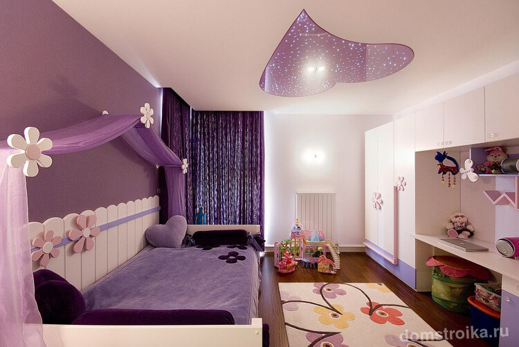 Нежная спальня для девочки в фиолетово-кремовых тонах
