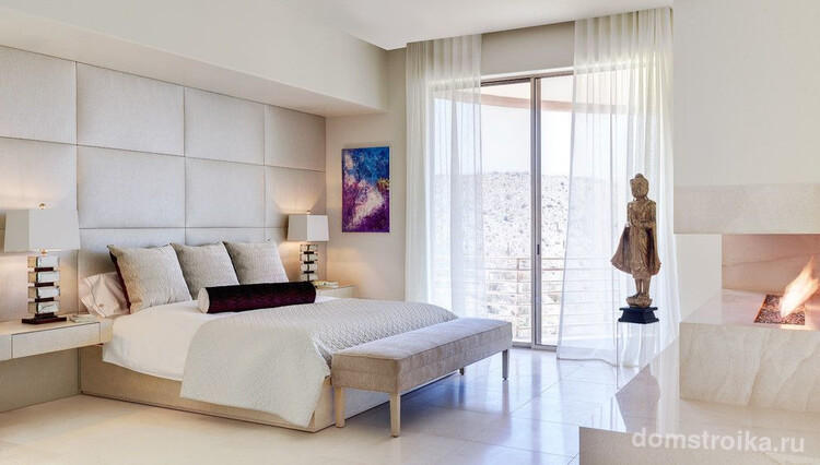 Стильная современная спальня цвета айвори