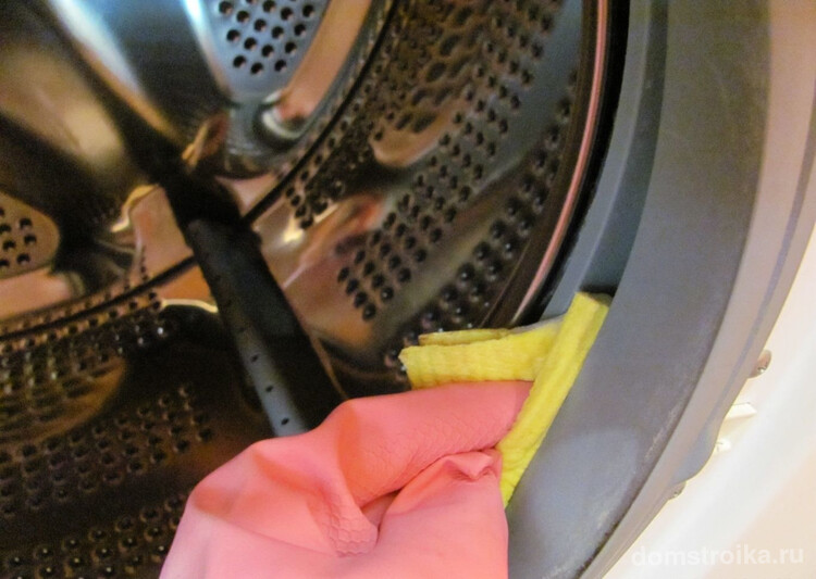 Очистка манжеты люка стиральной машины