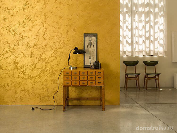 Роскошная имитация золотого китайского шелка на стенах