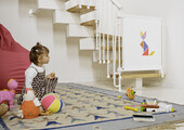 Безопасность в доме: как выбрать и установить защиту на лестницу от детей