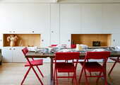 Складные стулья или спасение для маленьких кухонь: виды конструкций, плюсы и минусы
