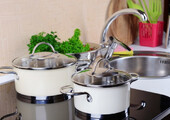 Какая посуда подходит для индукционных плит: полезные советы по выбору и использованию