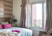 Портьеры для спальни: 90+ элегантных идей для спальной комнаты и советы по выбору